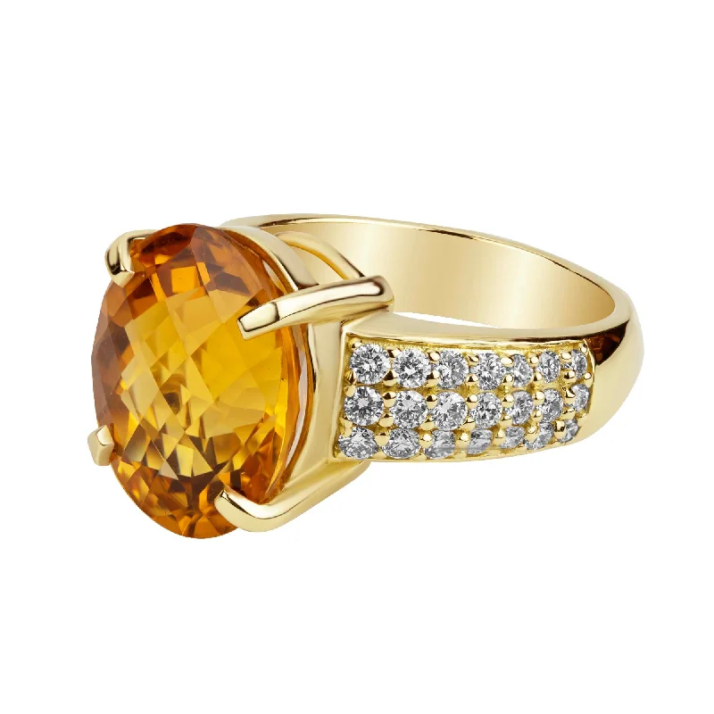 ladies-radiant-cut-emerald-rings-Ring - Citrine And Diamond