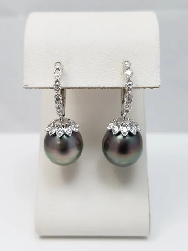 ladies-trendy-chain-link-earrings-Luxurious 18k White Gold Natural Cultured South Sea Pearl Diamond Dangle Earrings