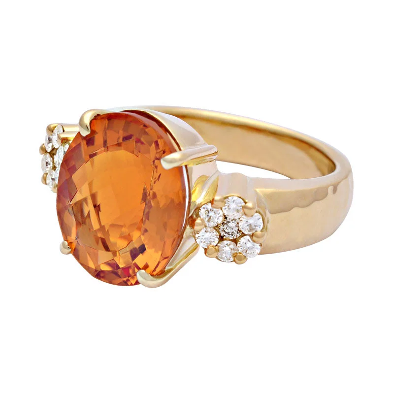 ladies-radiant-cut-emerald-rings-Ring-Citrine and Diamond