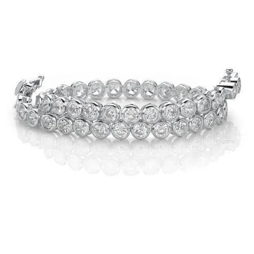 Ladies bracelets urban charm -Round Brilliant tennis bracelet with 5.83 carats* of diamond simulants in 10 carat white gold