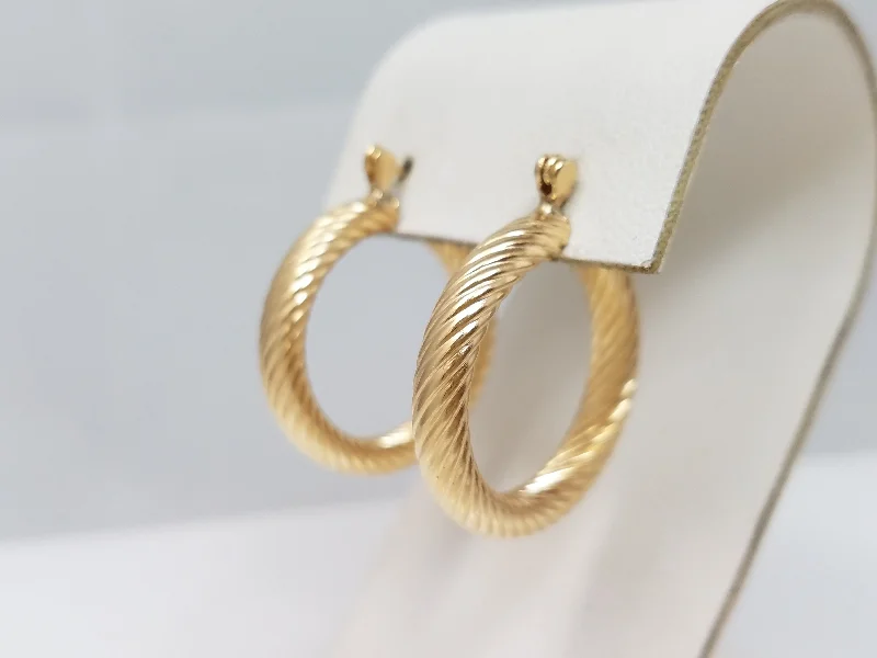 ladies-wedding-bar-drop-earrings-Stylish 14k Yellow Gold Hollow Spiral Hoop Earrings