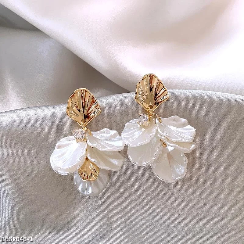 ladies-bohemian-bar-drop-earrings-Flower temperament earrings