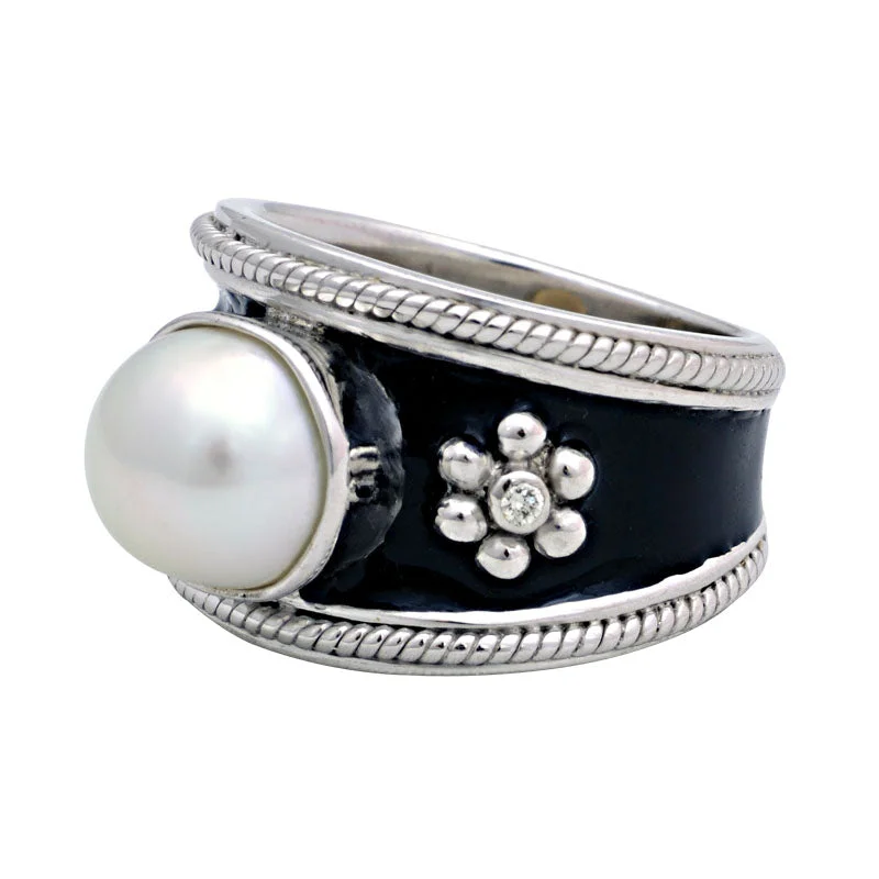 ladies-custom-gold-rings-Ring-South Sea Pearl and Diamond (Enamel)