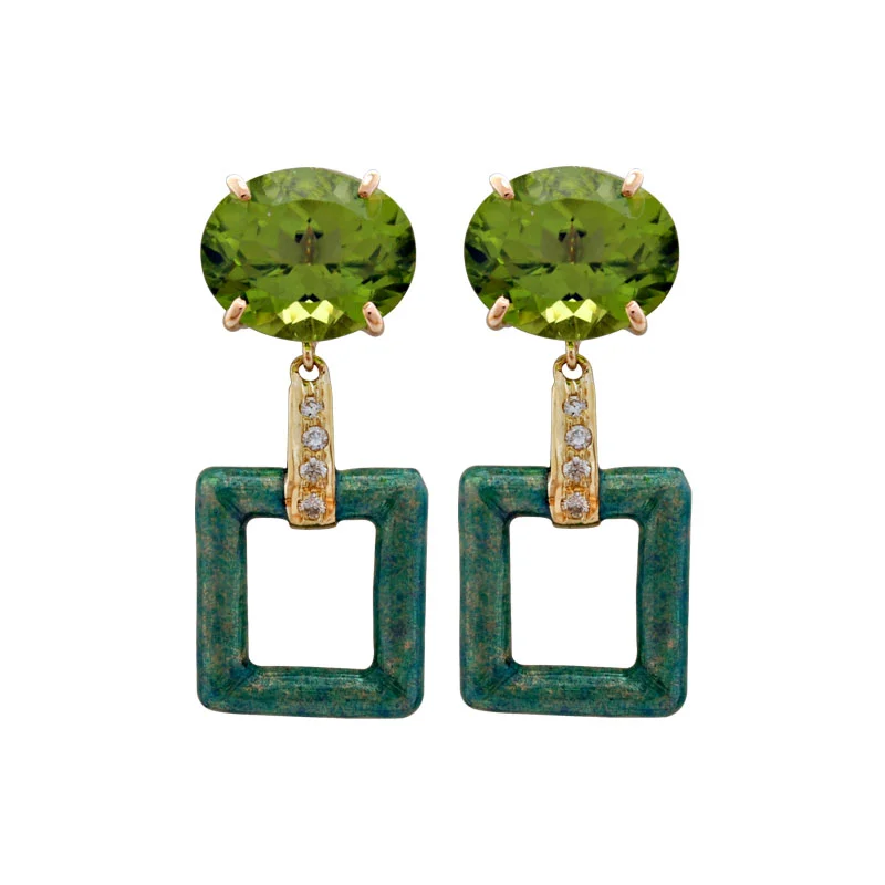 ladies-gold-crystal-earrings-Earrings - Peridot and Diamond (Enamel) in 18K gold