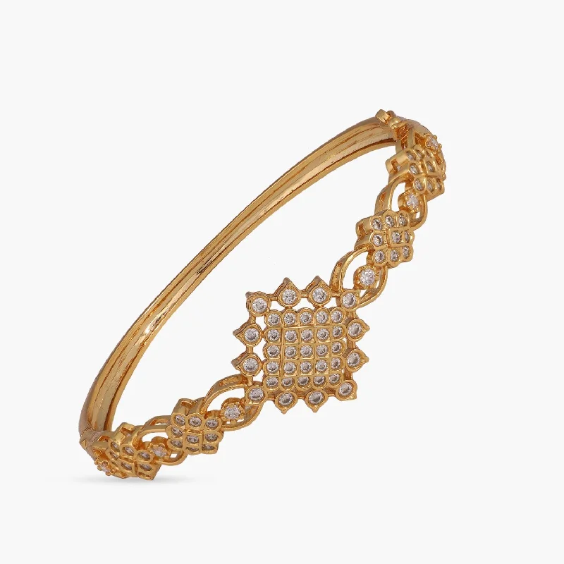 Ladies bracelets for spa elegance -Siroi Gold Plated Bracelet