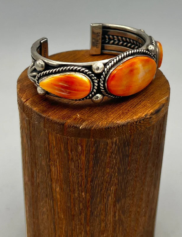 Ladies bracelets unique flair -Cuff/Bracelet- Albert Lee Navajo Spiny-Oyster and Sterling