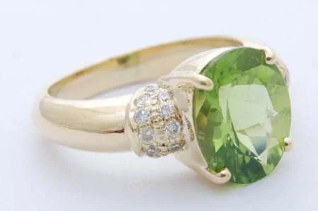 ladies-silver-cathedral-rings-Repair - Ring Peridot and Diamond in 18K (1766N)