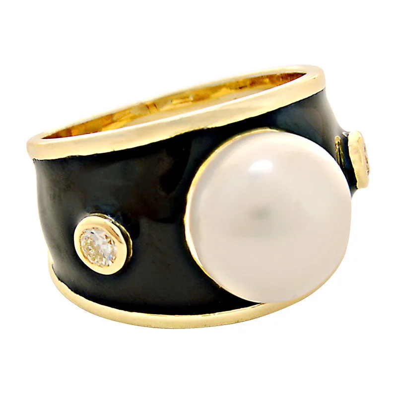 ladies-unique-diamond-rings-Ring-South Sea Pearl and Diamond (Enamel)