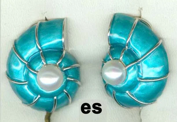 ladies-star-teardrop-earrings-Repair - Earrings - F.W. Pearl in Silver (85ES)