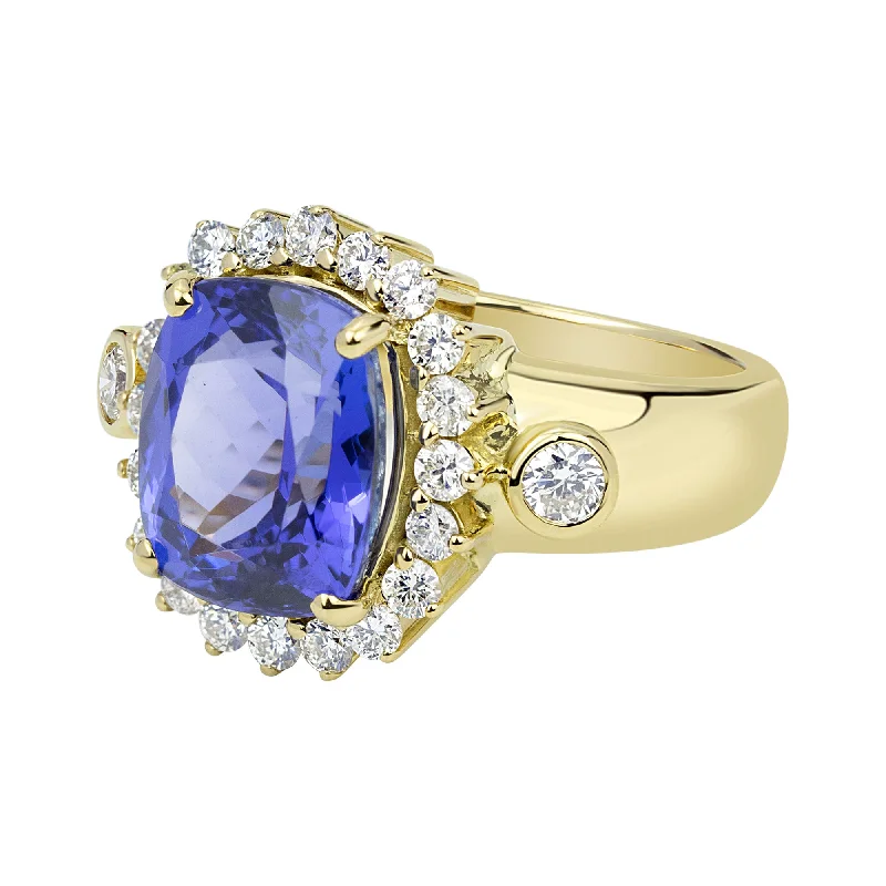 ladies-emerald-channel-set-rings-Ring - Tanzanite And Diamond