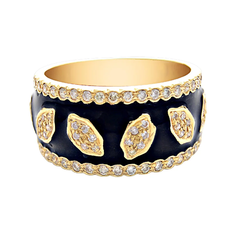 ladies-pear-cut-white-gold-rings-Ring-Diamond (Enamel)