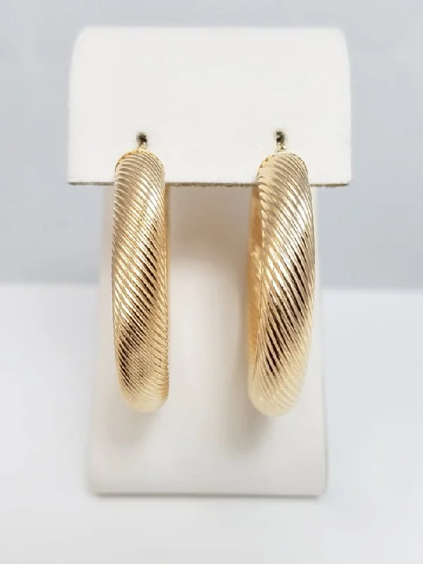 ladies-heart-teardrop-earrings-Sophisticated 14k Yellow Gold Ribbed Hollow Hoop Earrings