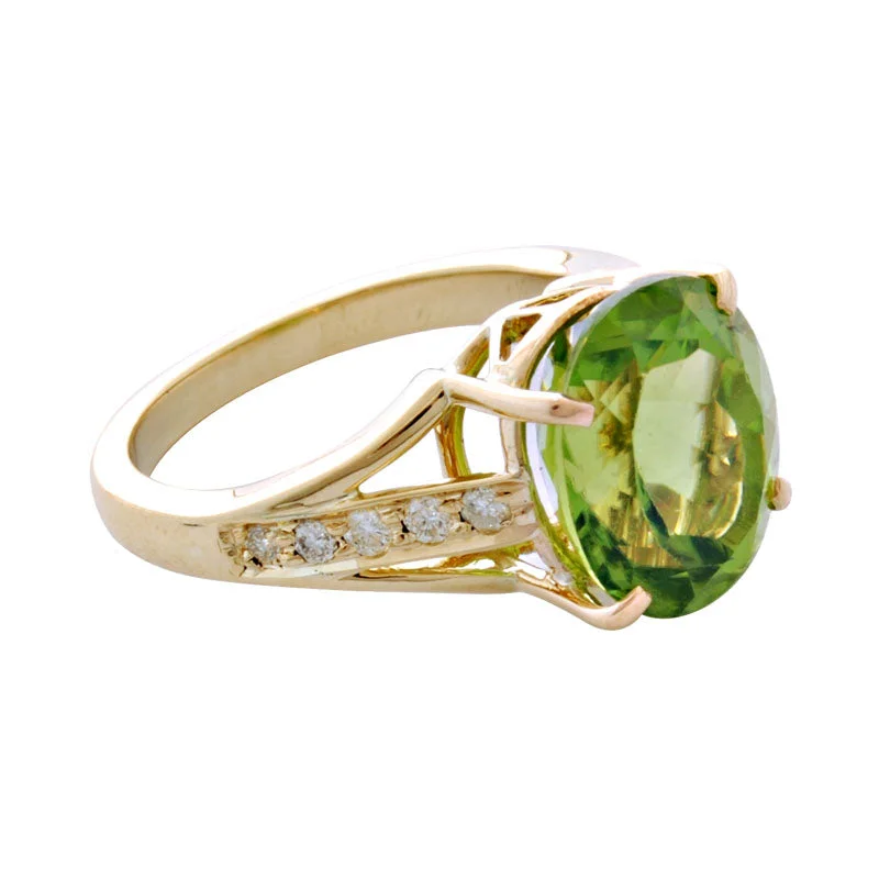 ladies-infinity-rose-gold-rings-Ring-Peridot and Diamond