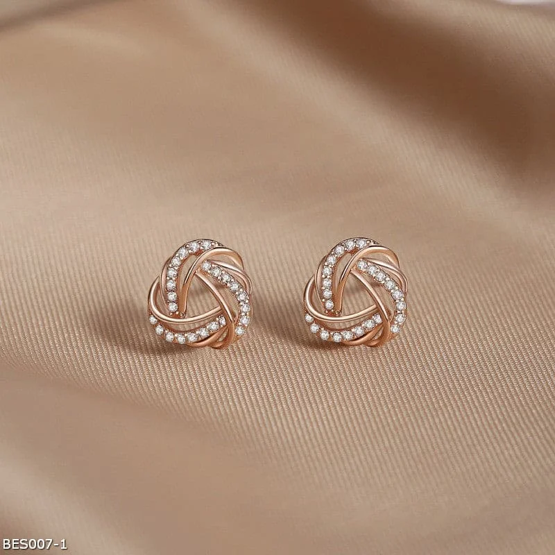 ladies-trendy-chain-link-earrings-Eternity ring earrings